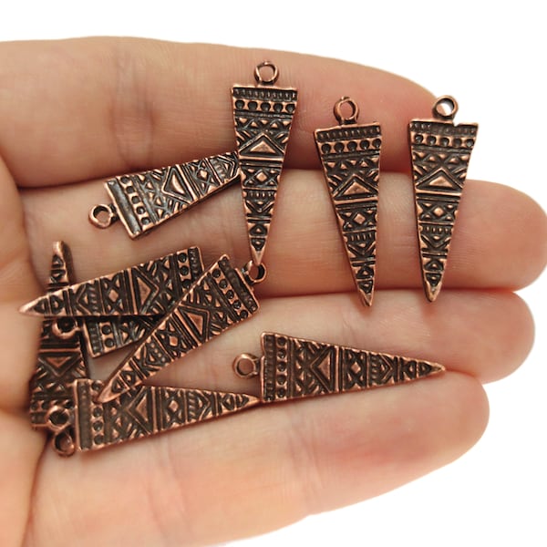 10 Charmes triangle ethnique Antique cuivre plaqué charmes 29x10mm (Les deux côtés sont les mêmes) HNF924
