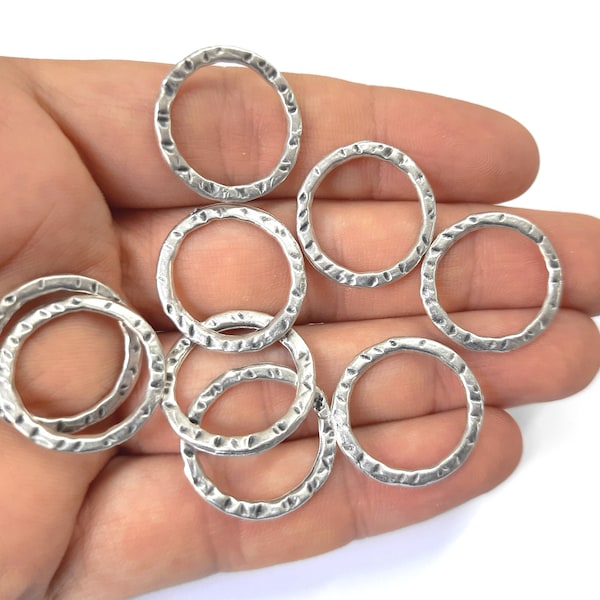 10 Hammered flat circle round charms hoops connector findings Antique silver plated findings 21mm HNF663
