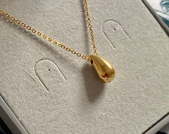 Water Drop Pendant, Gold Plated Waterdrop Necklace, Minimalistic Gold Teardrop, Water-Drop Jewelry, Elegant Sleek Pendant, Gift For Her,