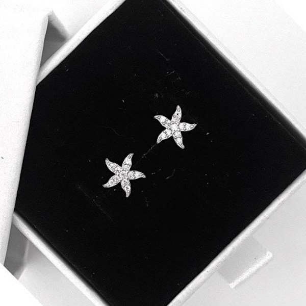 9ct Solid White Gold Starfish Cubic Zirconia Diamond Appearance Earring | Starfish Jewelry | Starfish Studs | Gift For Her | Ocean Jewelry