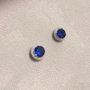 Silver Blue Sapphire & Simulated Diamond Round Halo Cluster Studs | Sapphire jewelry | Blue Earrings | Cornflower Blue | Wedding | Sapphire