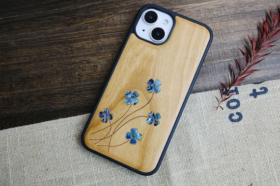Fortune in Simplicity: Staggered Four-Leaf Clover, Hand-Inlaid Wood & Mother of Pearl Case - Artisanal Cover for iPhone, Galaxy and Pixel