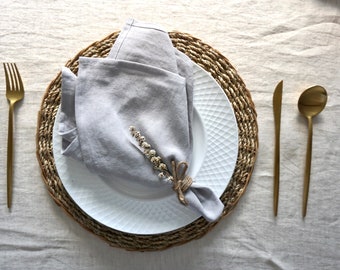 Soft Grey Linen Napkin, Set of 2. Stonewashed Linen Napkin. Table Decor, Wedding Linens.