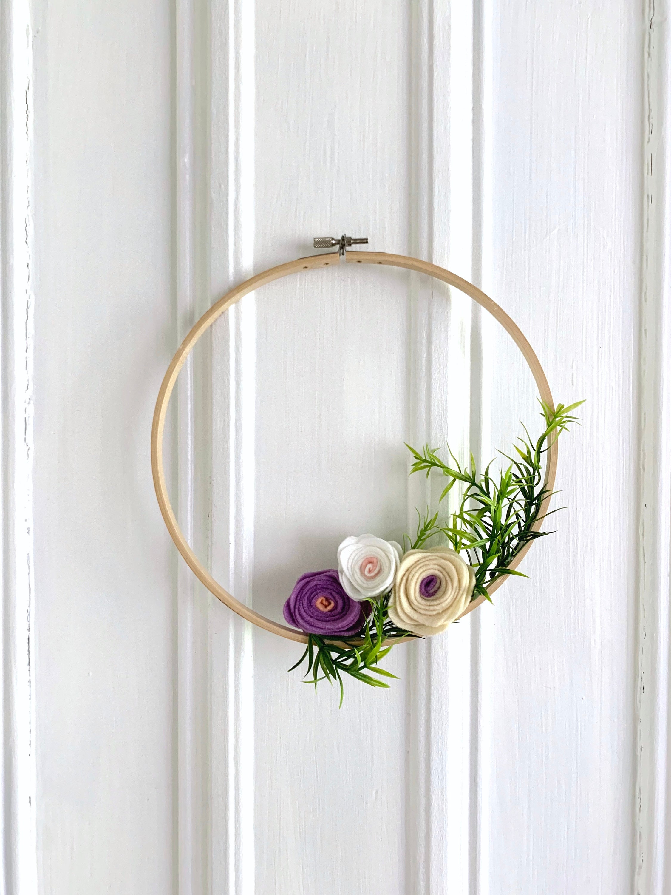 Flower Wreath Felt Flower Hoop Wreath Hanging Home Décor Etsy