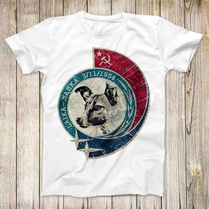 ライカ 宇宙飛行士 犬 ヴィンテージ トップ Tシャツ 最高のかわいいギフト メンズ レディース ユニセックス Tシャツ 3081