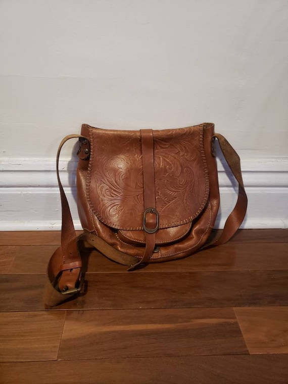 beautiful vintage Italian tooled leather satchel