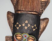 Lovely 51 X 20cm tribal carving in amazing condition with intricate tiny bead inserts.