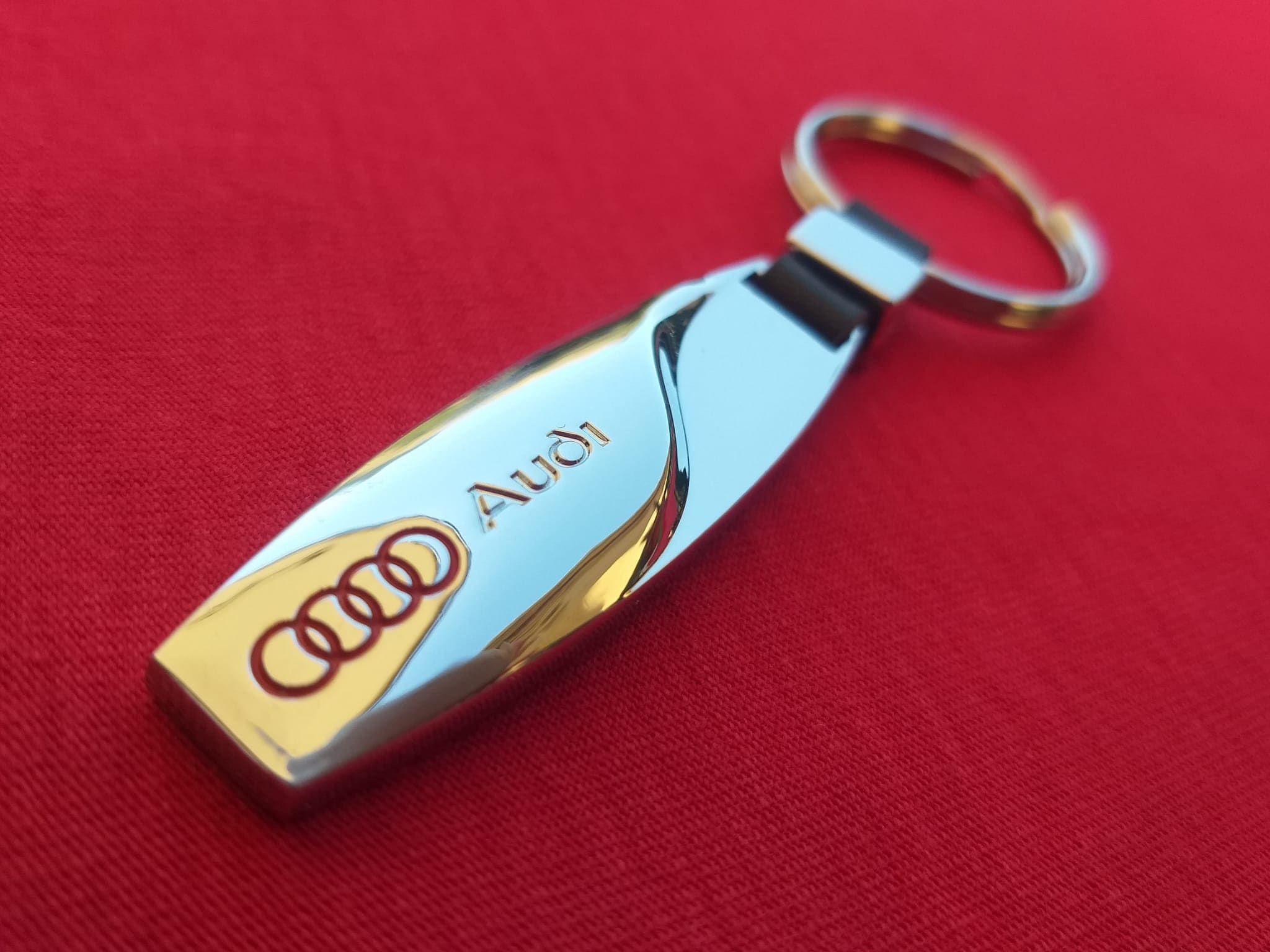 Loquets De Porte En Aluminium Pour Audi A3, A4, A6, 80, 89, 90, 100 - Pièces Neuves Génériques