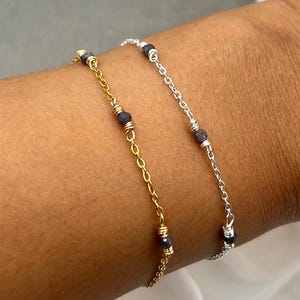 Bracelet délicat en saphir : bijoux faits main en argent ou en or