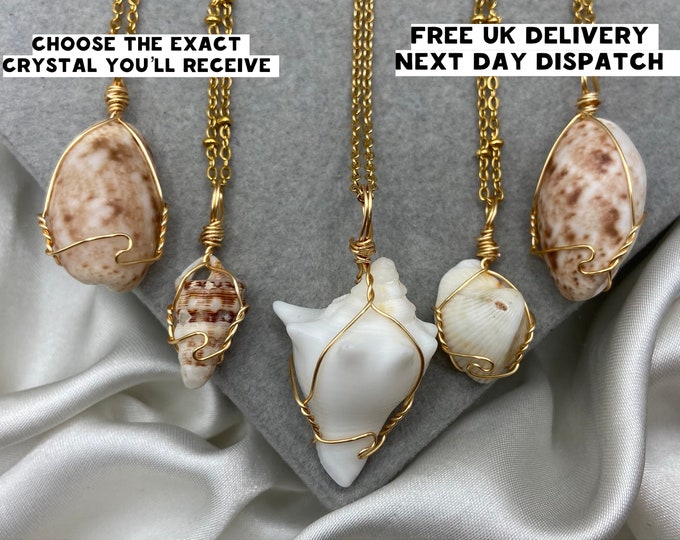 Natural Shell Necklace, Dainty Seashell Handmade Pendant, Beach Jewellery, Boho Jewelry, Hippie, Bohemian, Summer Style, Choker, Gold