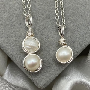 Dainty Pearl Necklace Silver Crystal Necklace Layered Necklace Bridesmaid Wedding Bridal Everyday Jewelry Simple Necklace Minimalist Pendant