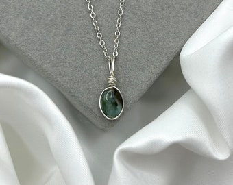 Dainty Emerald Silver Necklace May Birthstone Healing Crystal Boho Charm Natural Stone Wire Wrapped Hippie Handmade Jewellery Gift for Her