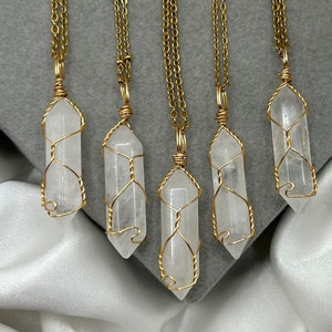 Clear Quartz Crystal Point Necklace, Healing Crystal Pendant, Gold Cable Curb Chain, Handmade Jewellery Gemstone Christmas Gift Natural