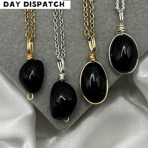 Raw Crystal Necklace Black Tourmaline Pendant Healing Crystal Jewellery Grounding Protection Spirituality Natural Stone Silver Gold