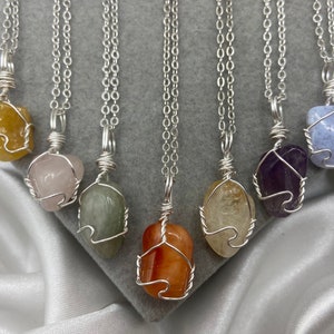 Dainty Silver Crystal Necklace Healing Carnelian Amethyst Rose Quartz Green Aventurine Blue Lace Agate Natural Stone Wire Wrapped