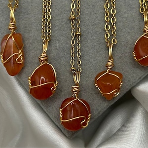 Gold Dainty Carnelian Crystal Necklaces Healing Crystal Pendant Wire Wrapped Carnelian Necklace Natural Gemstone Semi Precious Healing