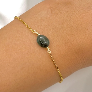 Dainty Emerald Gold Bracelet May Birthstone Gemstone Jewellery Healing Crystal Bracelet Summer Style Minimalist Unique Handmade