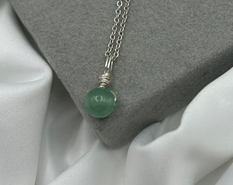 Dainty Silver Healing Crystal Necklaces Green Aventurine Natural Stone Wire Wrapped Gemstone Dainty Pendant Handmade Jewellery Best Selling