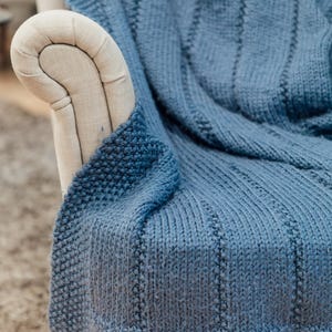 Throw Blanket Knitting Pattern for Beginner Handmade Gift Knit Afghan for Living Room Couch Textile for Sofa