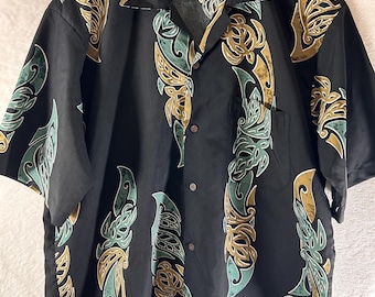 Vintage Makani Hawaiian Aloha Shirt: Black  Microfiber Floral, MediumQuality product from Hawaii