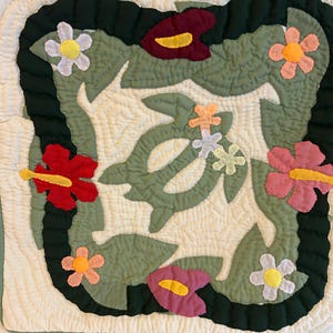 1 Hawaiian handmade quilt pillow cover tropical turtles  100% cotton 18”/18” w/ great value! AlohafromHawaiiUS