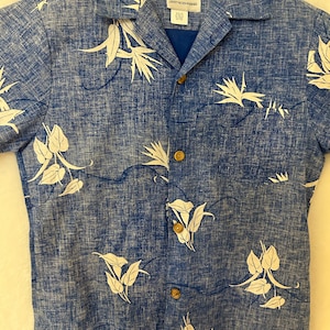 vintage1970s  liberty house Hawaii  Hawaiian Aloha shirt small 100percent cotton blue floral 4button rare great value! AlohafromHawaiiUS