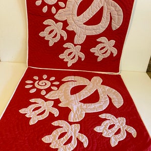 Handmade Hawaiian Quilt Pillow Cover: Red Turtle Applique (18&quot;x18&quot;)