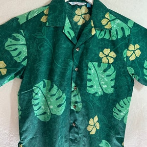 Camisa havaiana vintage Tory Richard Aloha pequena 100% algodão. Obrigado pela sua compra! AlohafromHawaiiUS