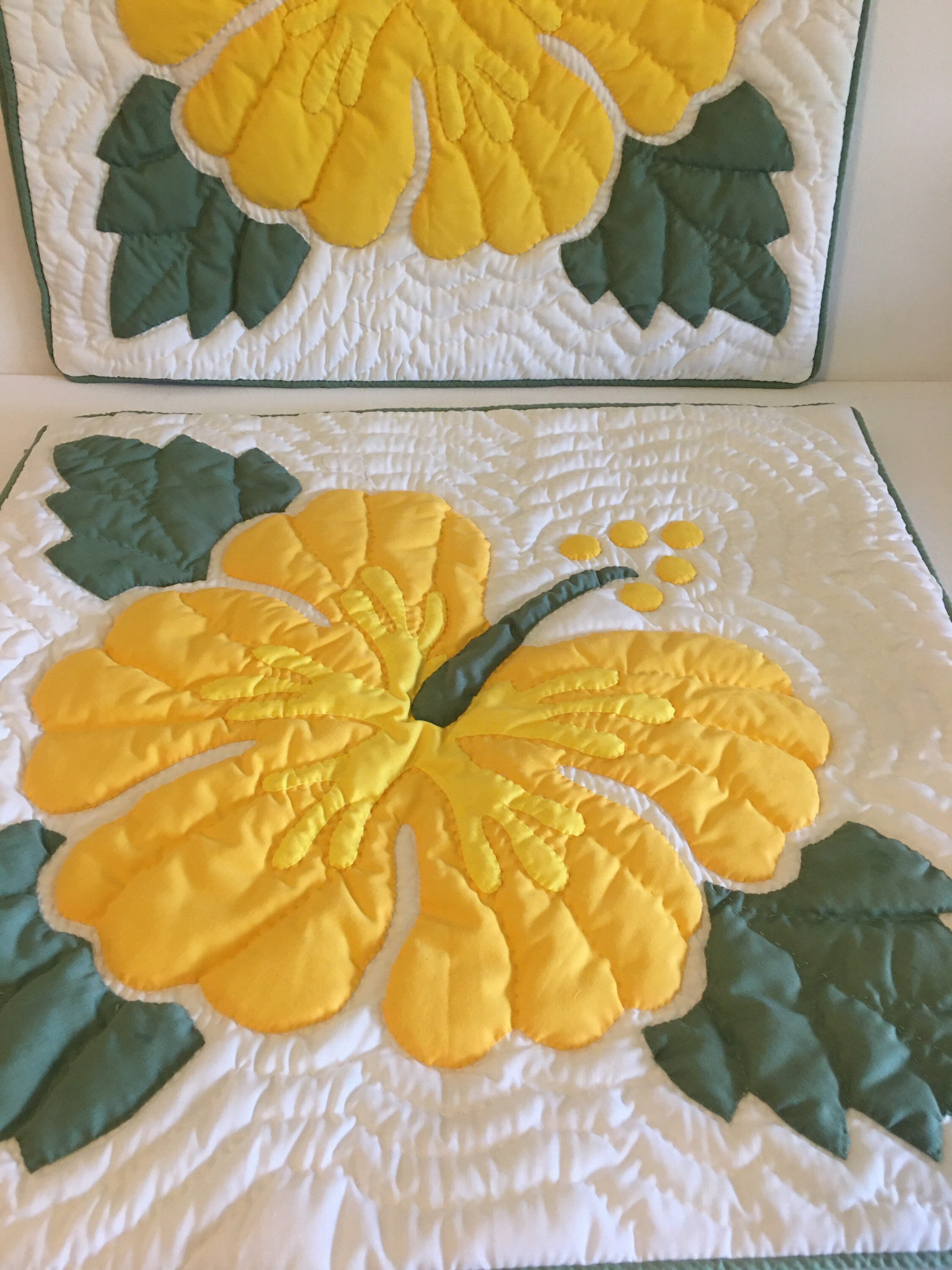 2handmade Hawaiian quilt pillow cover 18/18 w/ free shipping Etsy