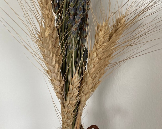 Montana Winter Wheat and Dried Lavender Bouquet