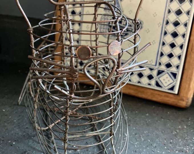 Vintage Cat-Shaped Egg Basket