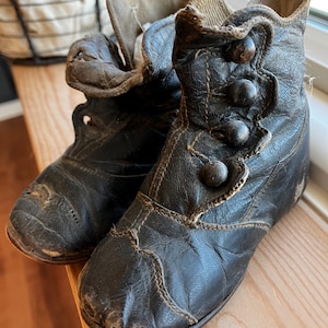 Antique Button High Top Leather Baby Booties