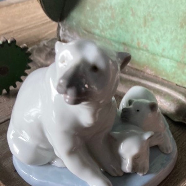 Vintage Lladro Polar Bear and Cubs Figurine