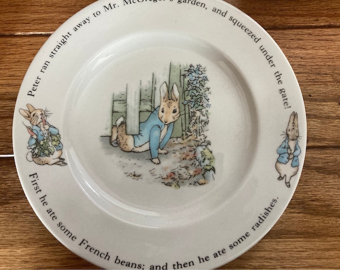 Vintage Wedgwood Peter Rabbit Collectible Plate