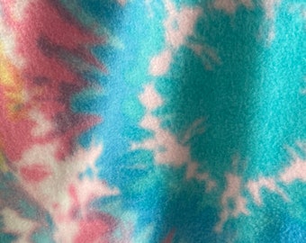 Luxe Fleece Tie-Dye Blanket