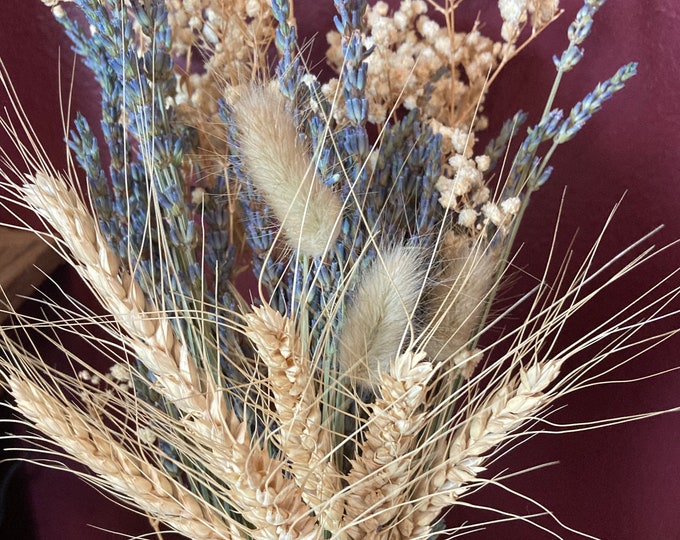 Montana Winter Wheat Dried Flower and Grass Arrangement