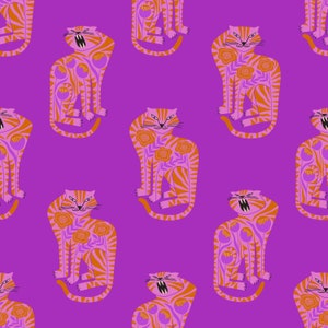 Papier peint violet d'art folklorique amusant avec des chats oranges et des détails floraux. Tendance pour une salle de bain ou une chambre à coucher, le papier peint autocollant est facile à louer.