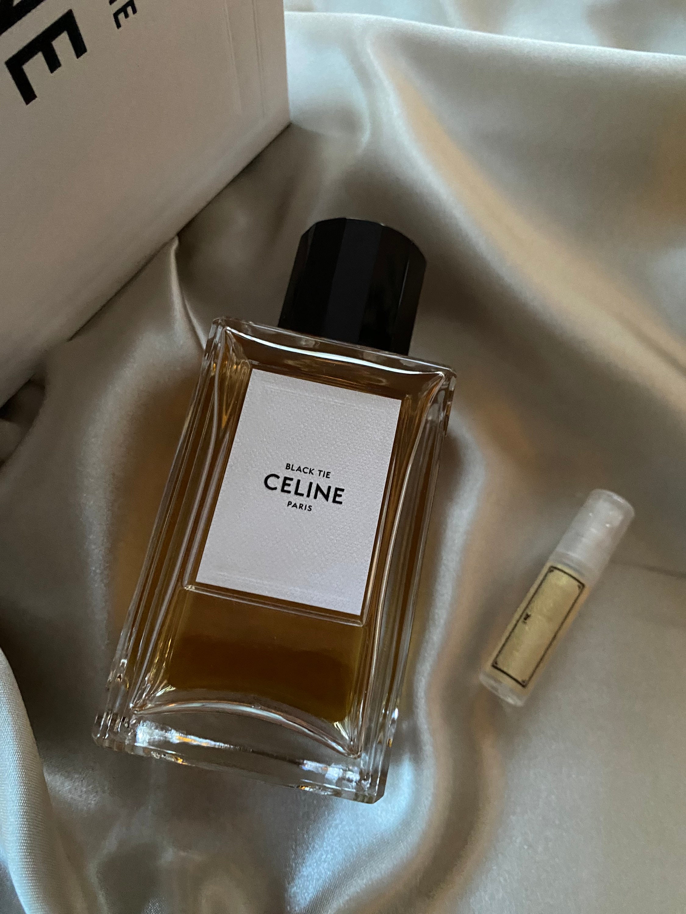 Black tie outlet celine perfume