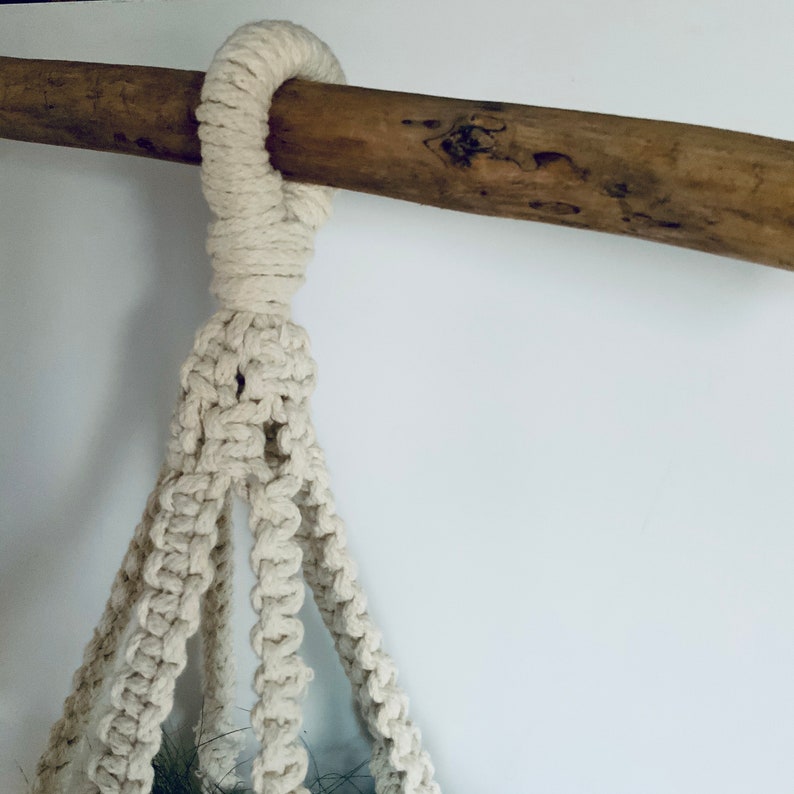 Macrame hanging basket