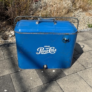 Vintage Pepsi Cola cooler box for classic cars