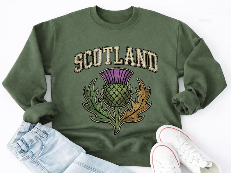 Scotland Thistle Shirt, Sassenach Scottish Pride Sweatshirt, Highlands Souvenir Tee, Edinburgh Travel Gift, Vintage Scotland Vacation TShirt bild 5