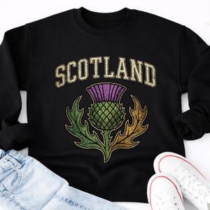 Scotland Thistle Shirt, Sassenach Scottish Pride Sweatshirt, Highlands Souvenir Tee, Edinburgh Travel Gift, Vintage Scotland Vacation TShirt bild 6