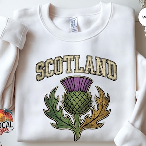 Scotland Thistle Shirt, Sassenach Scottish Pride Sweatshirt, Highlands Souvenir Tee, Edinburgh Travel Gift, Vintage Scotland Vacation TShirt bild 9
