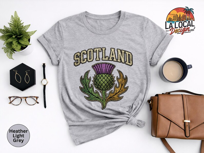 Scotland Thistle Shirt, Sassenach Scottish Pride Sweatshirt, Highlands Souvenir Tee, Edinburgh Travel Gift, Vintage Scotland Vacation TShirt bild 12