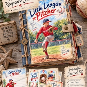 Può includere: Un diario dei ricordi fatto a mano a tema baseball, con un'illustrazione di un lanciatore sulla copertina, il testo Little League Pitcher e un ciondolo in metallo. Include un kit per diario stampabile con pagine a righe, etichette ed elementi decorativi.