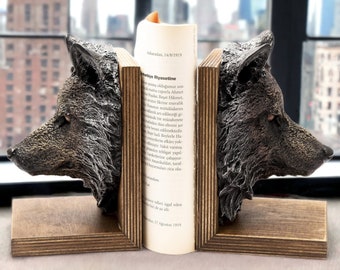 Wolf head bookends , Wolf sculpture, Book Stopper, book holder, home decor, office decor, animal sculpture, Housewarming gift, animal figure