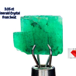 3.05ct Swat Emerald Crystal – Natural Green Elegance in 8.06 x 9.89 x 4.97 mm
