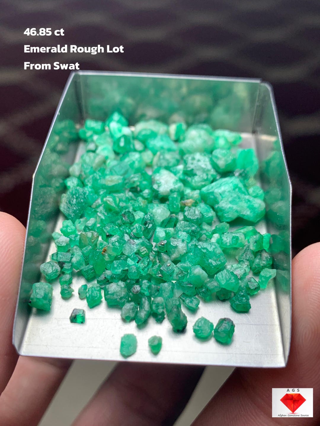 46.85 Carat Swat Emerald Rough Lot: Elongated Crystals With Striking ...