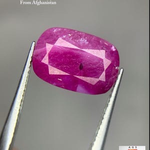 Bold Elegance: A 5.30 ct Faceted Afghan Ruby (11.43 × 7.92 × 5.37 mm)