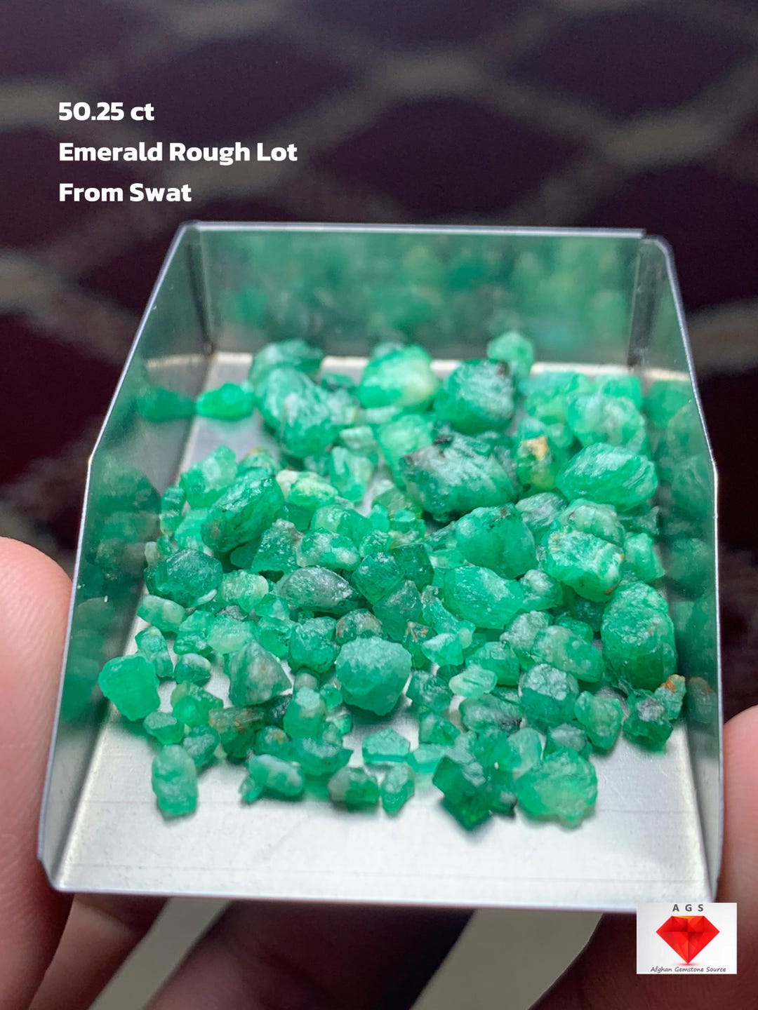 50.25 Carat Swat Emerald Rough Lot: Balanced Crystals With Strong Color ...